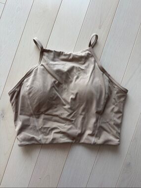 Buffbunny ivy crop top
Ladder straps back